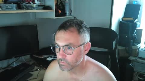 kelvin06133 online show from June 2026 12:22:01 PM