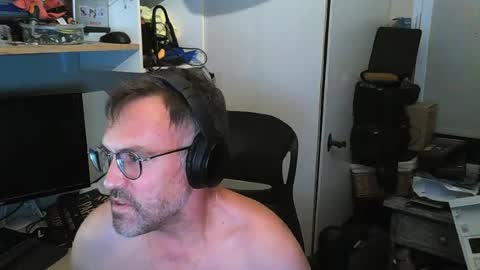 kelvin06133 online show from July 2026 11:41:01 PM
