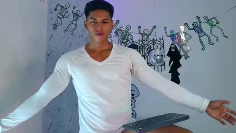 ken__owensx online show from October 2025 04:07:02 PM