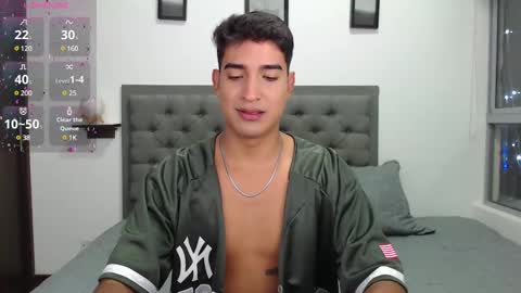 Snapshot of ken_blaker chatting on December 2024 01:08:01 AM ken_blaker online show from December 2024 01:08:01 AM