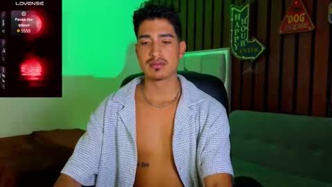 Snapshot of ken_blaker chatting on November 2025 06:41:01 PM ken_blaker online show from November 2025 06:41:01 PM