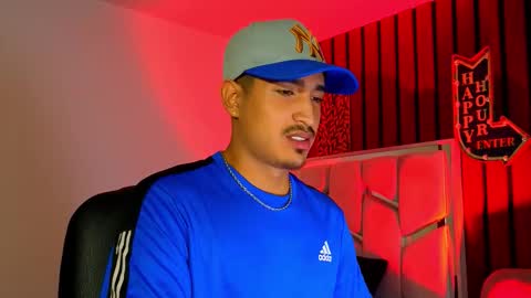 Snapshot of ken_blaker chatting on December 2025 10:59:02 PM ken_blaker online show from December 2025 10:59:02 PM