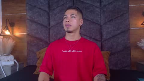   online show from February 2025 02:35:01 AM