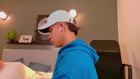   online show from October 2025 11:32:02 AM