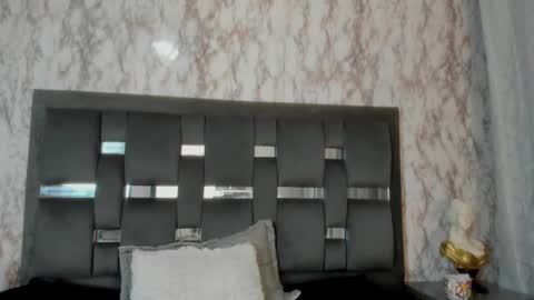 Kendall online show from March 2025 07:03:01 AM