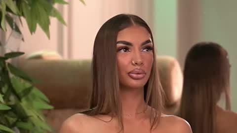 Snapshot of kendall_jolly chatting on September 2025 06:41:02 PM Kendal online show from September 2025 06:41:02 PM