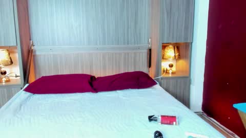 Snapshot of kendallrosse1 chatting on January 2025 12:07:02 PM Kendal online show from January 2025 12:07:02 PM