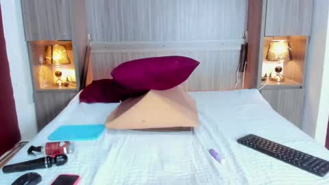 Snapshot of kendallrosse1 chatting on March 2025 03:12:02 PM Kendal online show from March 2025 03:12:02 PM