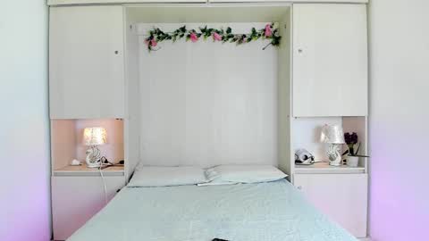 Kendal online show from March 2026 12:33:02 PM