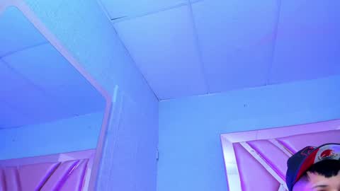 Kendall and Taylor online show from February 2025 02:49:01 AM