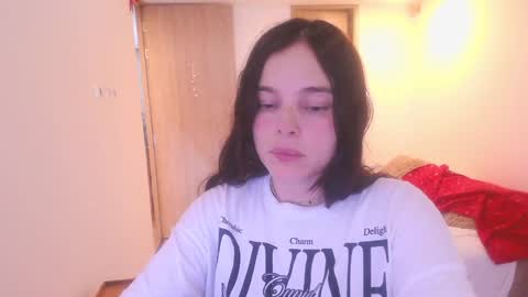 kendall online show from December 2025 09:44:01 PM