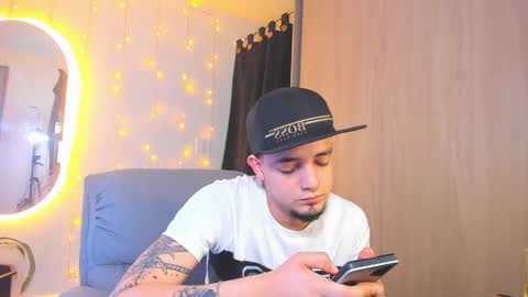 kendel_dimitri online show from December 2024 07:33:02 AM