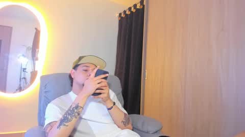 kendel_dimitri online show from January 2025 08:19:02 AM