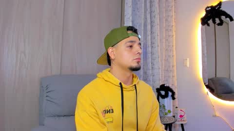 kendel_dimitri online show from November 2025 08:17:02 AM