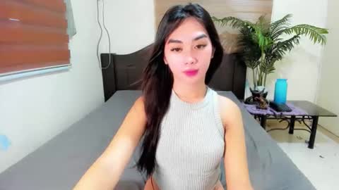 Snapshot of kendra_cake69 chatting on May 2026 09:44:02 PM kendra_cake69 online show from May 2026 09:44:02 PM