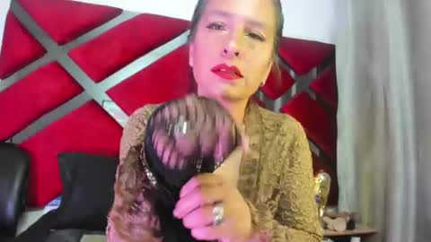 Snapshot of kendra_foxxy_ chatting on June 2026 01:30:02 AM Kendra online show from June 2026 01:30:02 AM