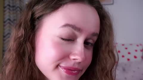 Kira online show from April 2026 10:29:02 PM