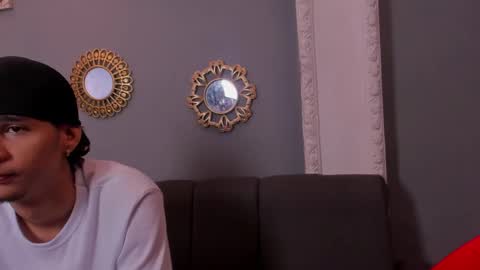 kenix online show from November 2025 07:41:02 PM