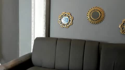 kenix online show from November 2025 09:24:02 PM