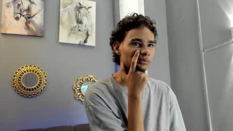 kenix online show from November 2025 07:55:02 AM