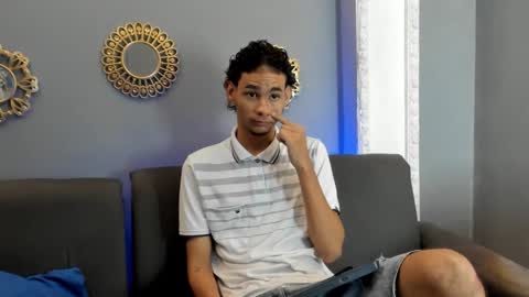 kenix online show from November 2025 08:13:02 PM