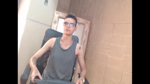 kenn_boy_ online show from January 2025 09:11:02 PM