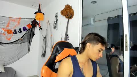 kenshi_roa online show from November 2025 03:01:01 AM