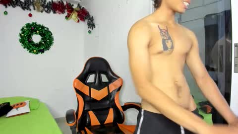 kenshi_roa online show from November 2025 04:04:01 AM