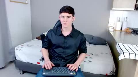 Santiago online show from February 2026 03:46:01 AM