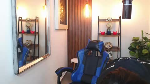 Snapshot of kenya_buhle chatting on June 2026 11:04:02 AM Kenya Buhle online show from June 2026 11:04:02 AM