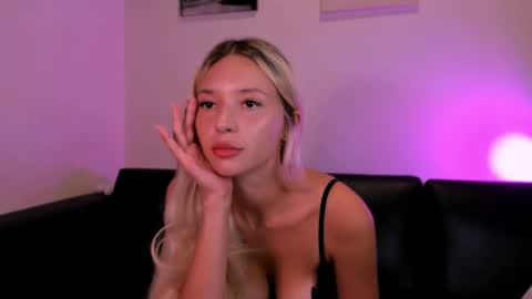 keremhm online show from April 2026 04:51:02 PM