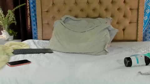 Kery Hillson online show from December 2024 01:49:01 PM