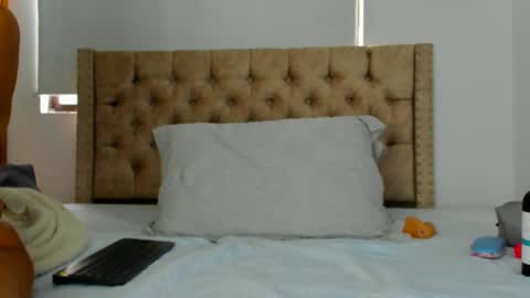 Kery Hillson online show from September 2025 12:05:02 PM