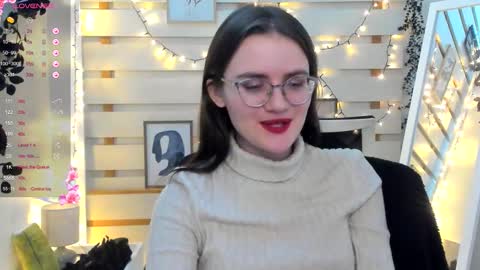 Ketrin online show from December 2025 07:45:02 PM