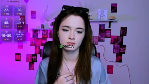 Snapshot of ketty_kitt chatting on April 2026 07:33:02 PM ketty_kitt online show from April 2026 07:33:02 PM