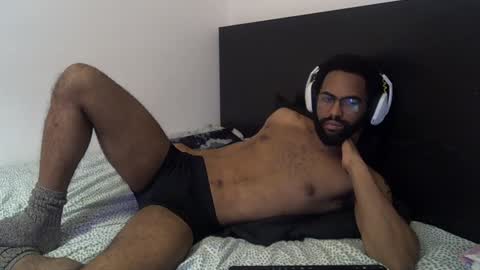 kevi4 online show from February 2025 10:52:02 PM