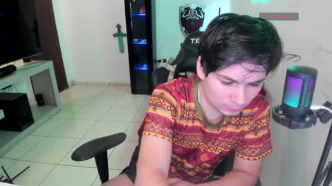 Snapshot of kevin873s chatting on December 2024 11:40:02 PM Kevin online show from December 2024 11:40:02 PM