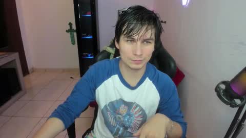Snapshot of kevin873s chatting on October 2025 11:40:01 PM Kevin online show from October 2025 11:40:01 PM