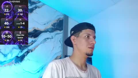 Snapshot of kevin__max_ chatting on June 2026 03:07:01 AM Kev online show from June 2026 03:07:01 AM