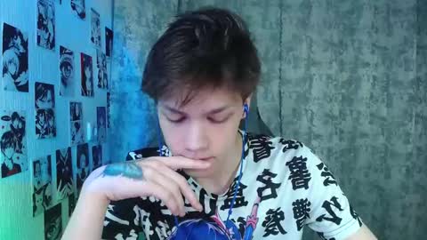 Kevin online show from October 2025 04:49:01 AM