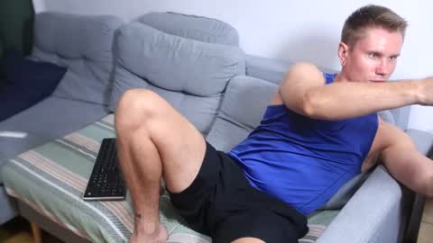 Snapshot of kevin_park chatting on July 2026 04:43:02 PM Kev online show from July 2026 04:43:02 PM