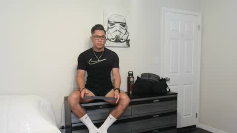 Snapshot of kevinkham chatting on September 2025 09:37:01 PM kevinkham online show from September 2025 09:37:01 PM