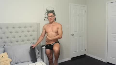 Snapshot of kevinkham chatting on October 2025 11:55:01 PM kevinkham online show from October 2025 11:55:01 PM