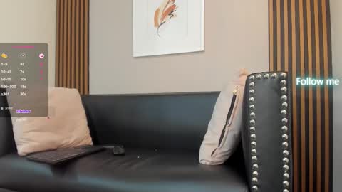 Snapshot of kevinn_blue chatting on September 2025 11:54:01 PM Sexy Hot Kevin online show from September 2025 11:54:01 PM