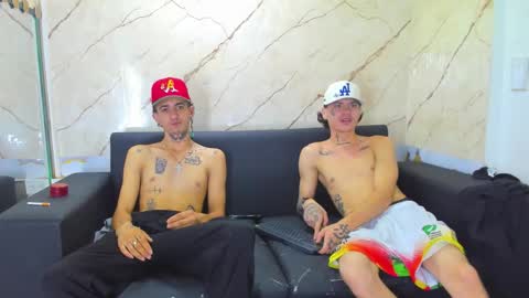 Snapshot of kevinperlas_ chatting on November 2025 08:22:01 PM kevinperlas_ online show from November 2025 08:22:01 PM