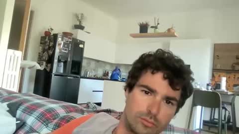 kevinpillobello online show from April 2026 03:37:01 PM