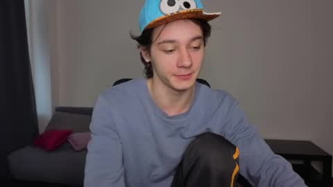 Snapshot of kevinstrike chatting on April 2026 01:22:01 PM kevinstrike online show from April 2026 01:22:01 PM