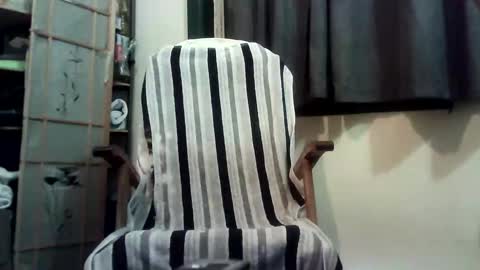 Snapshot of kevmtl8pc chatting on May 2026 01:21:01 AM kevmtl8pc online show from May 2026 01:21:01 AM