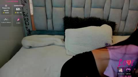Snapshot of keyla_brunette_ chatting on April 2026 09:01:02 PM KEYLA BRUNETTE online show from April 2026 09:01:02 PM
