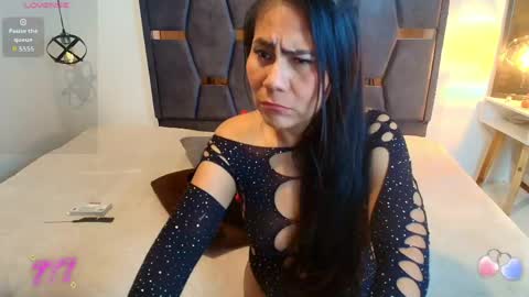Snapshot of keyla_brunette_ chatting on May 2026 12:30:01 AM KEYLA BRUNETTE online show from May 2026 12:30:01 AM